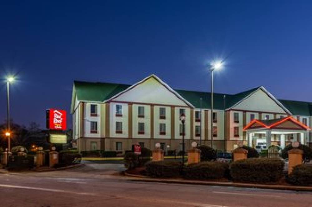 RED ROOF PLUS+ COLLEGE PARK - ATL A 4