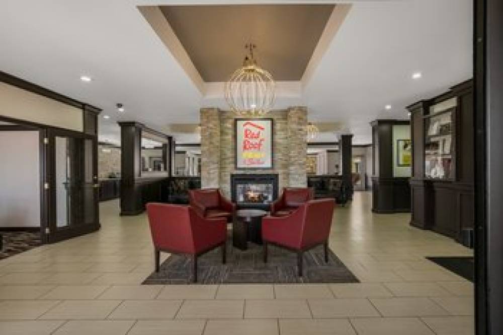 RED ROOF PLUS+ & SUITES KNOXVILLE W 9