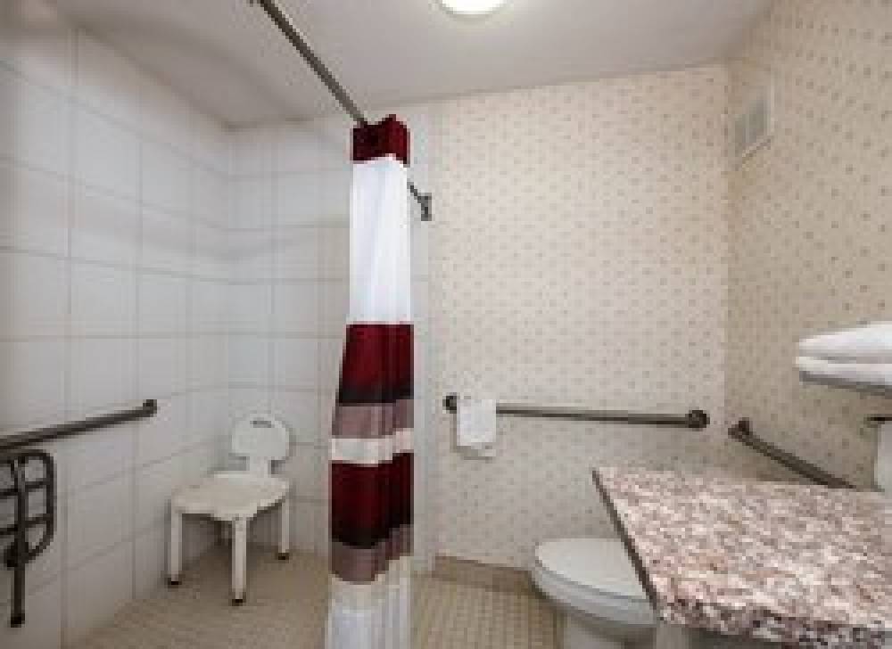 RED ROOF SUITES ANDERSON SC 3