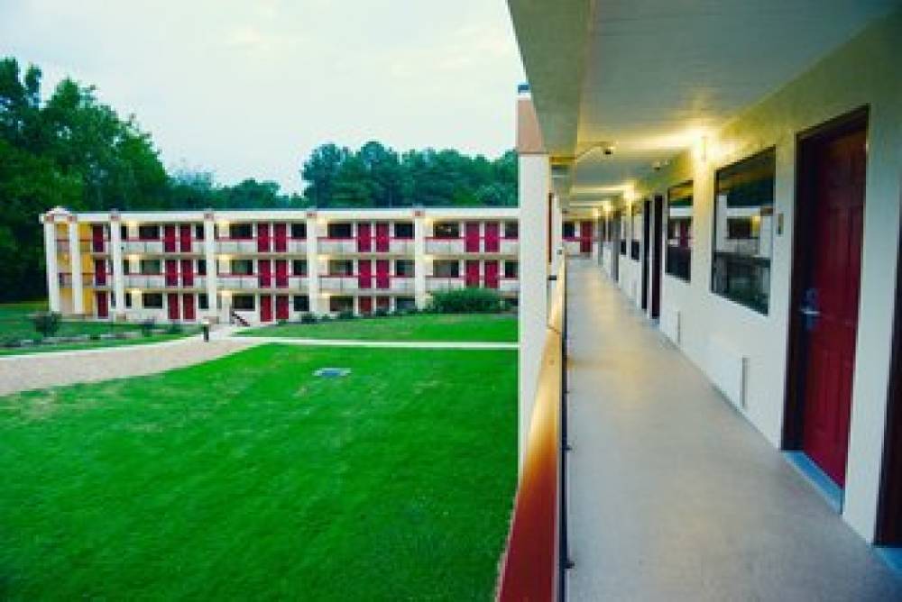 RED ROOF SUITES COMMERCE-ATHENS 6