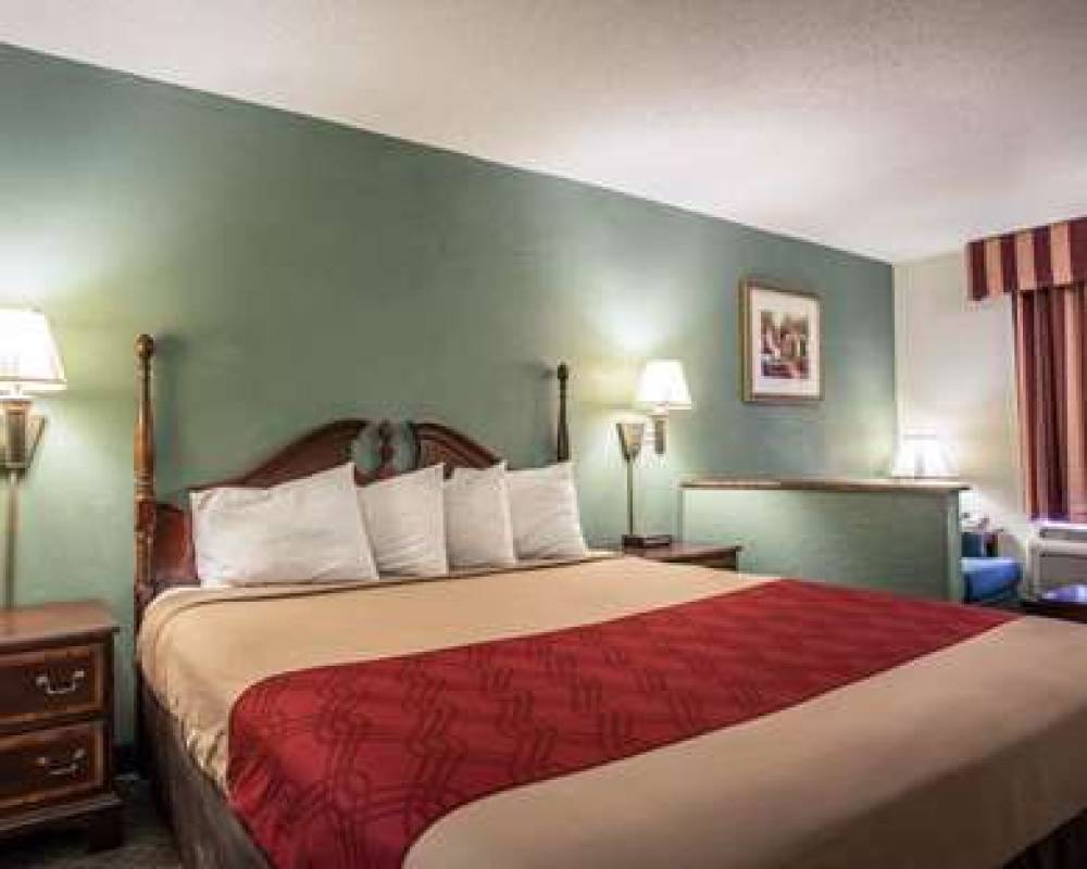 RED ROOF SUITES CORNELIUS 7