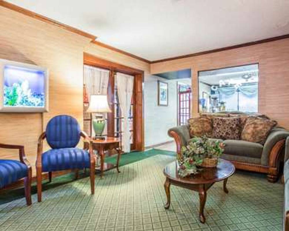 RED ROOF SUITES CORNELIUS 2