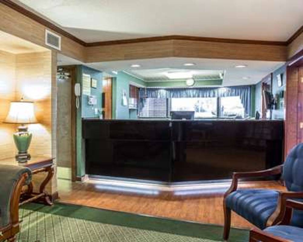 RED ROOF SUITES CORNELIUS 3