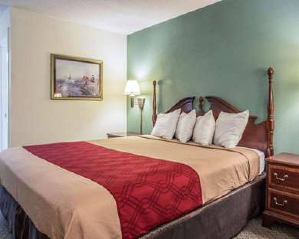 RED ROOF SUITES CORNELIUS 10