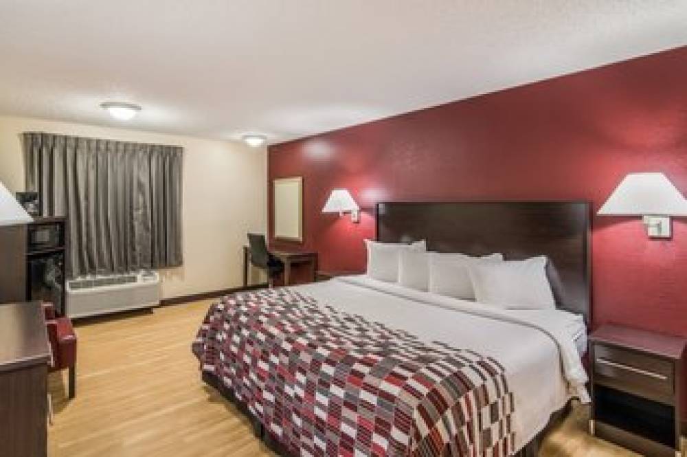 RED ROOF SUITES PENSACOLA EAST-MILT 7