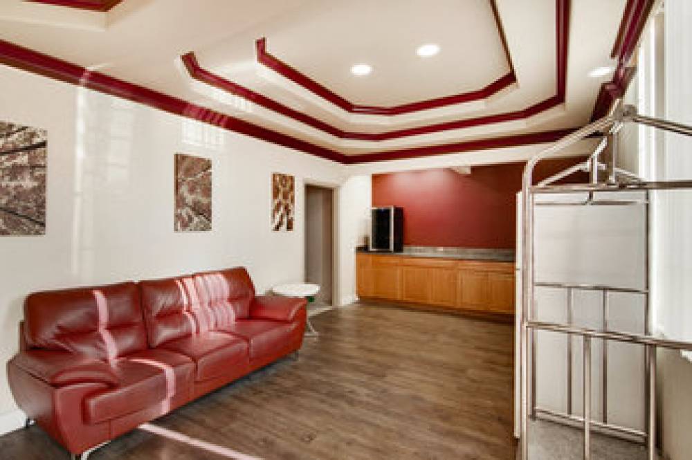 RED ROOF SUITES PENSACOLA-NAS CORRY 6