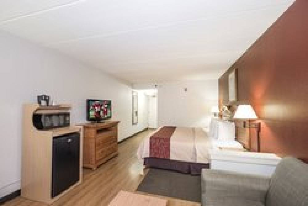 RED ROOF SUITES STAFFORD 7