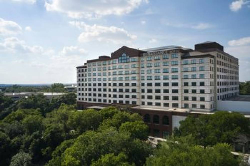 Renaissance Austin Hotel 6