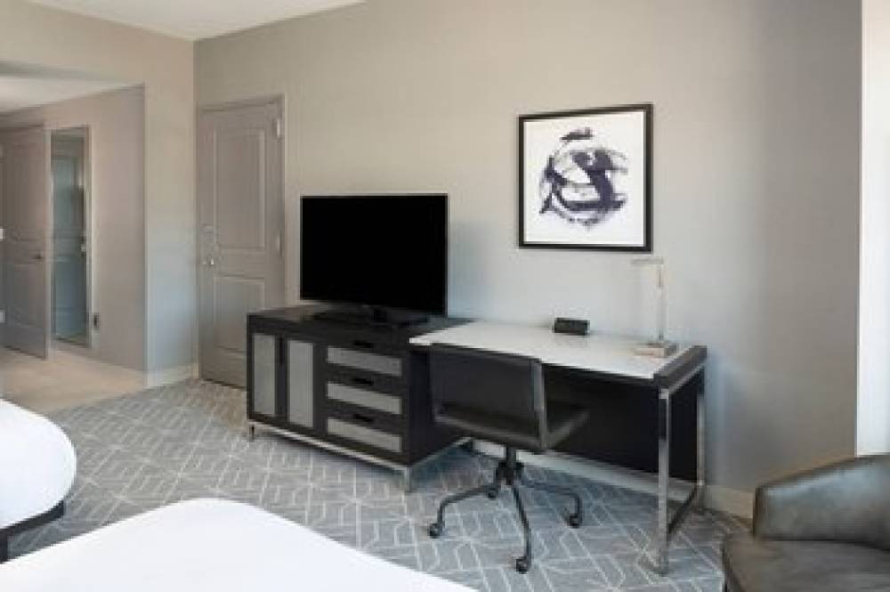 Renaissance Boston Patriot Place Hotel 9