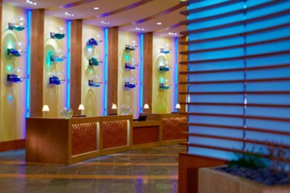 Renaissance Boston Waterfront Hotel 4