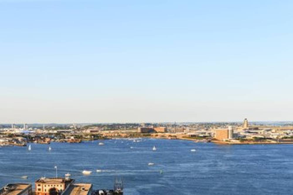Renaissance Boston Waterfront Hotel 5