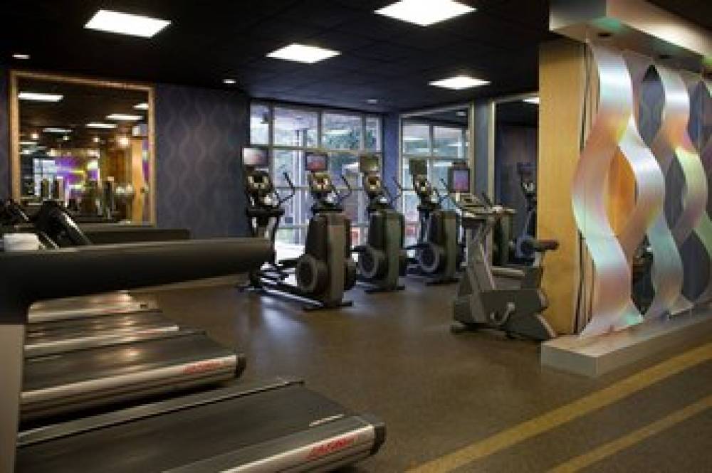 Renaissance Charlotte SouthPark Hotel 2