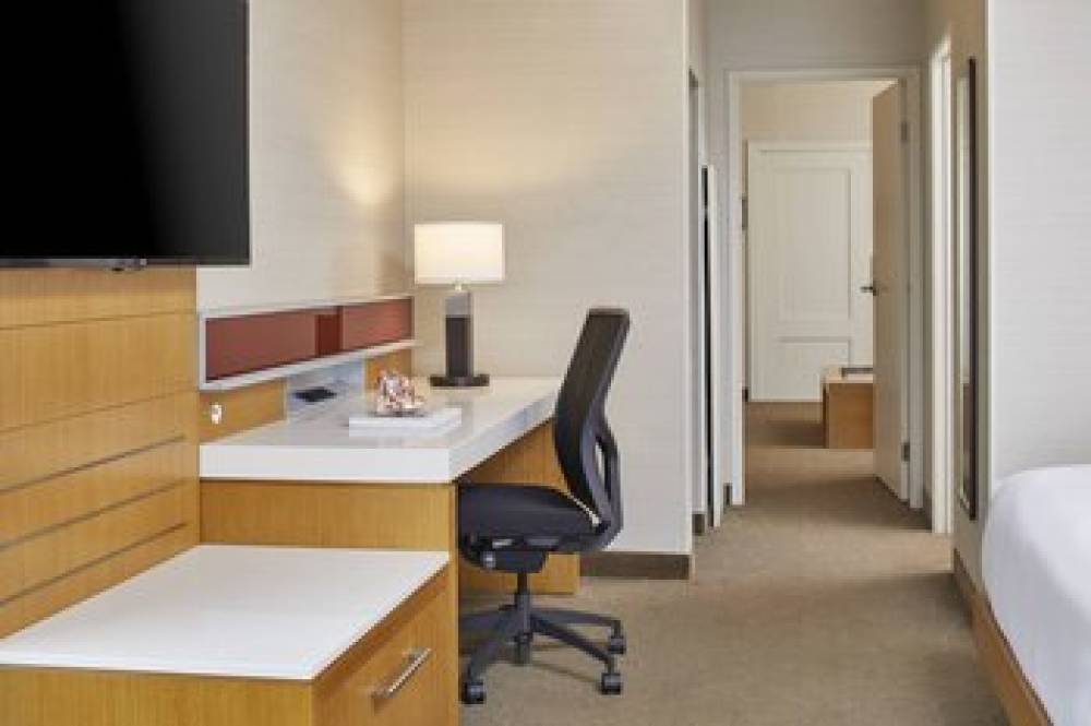 Renaissance Chicago Glenview Hotel 4