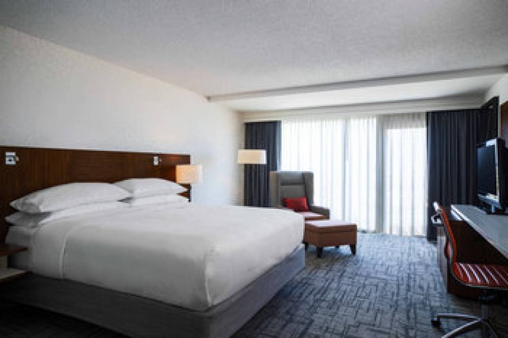 Renaissance Concourse Atlanta Airport Hotel 7