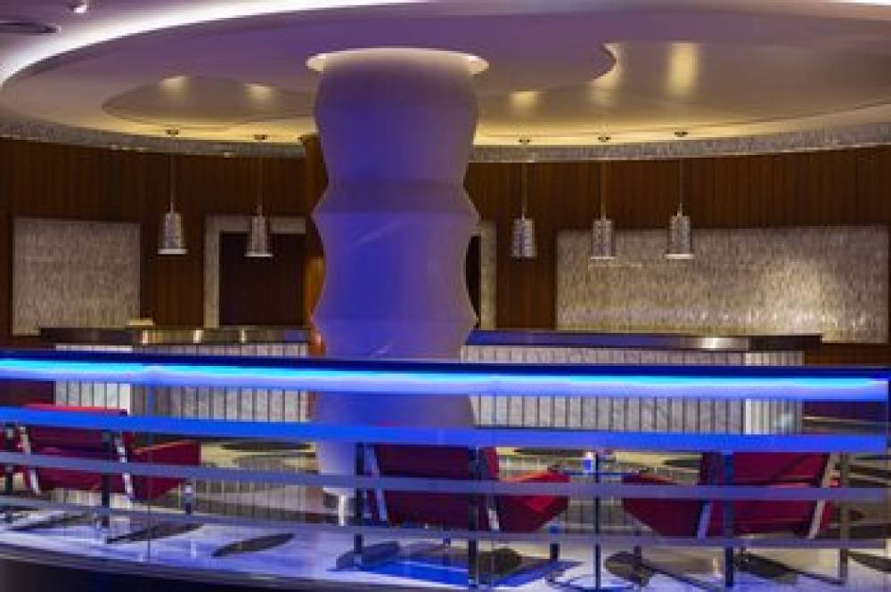 Renaissance Izmir Hotel 3