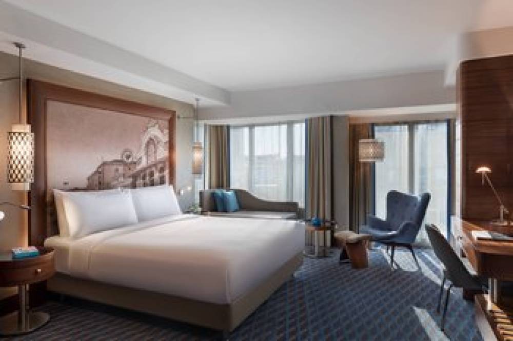 Renaissance Izmir Hotel 6
