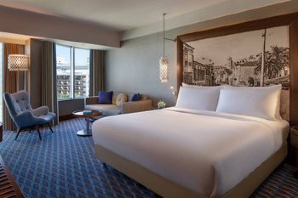 Renaissance Izmir Hotel 4