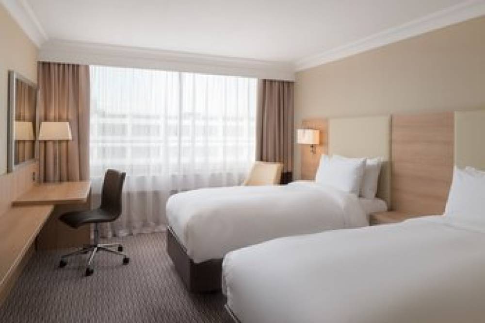 Renaissance London Heathrow Hotel 6