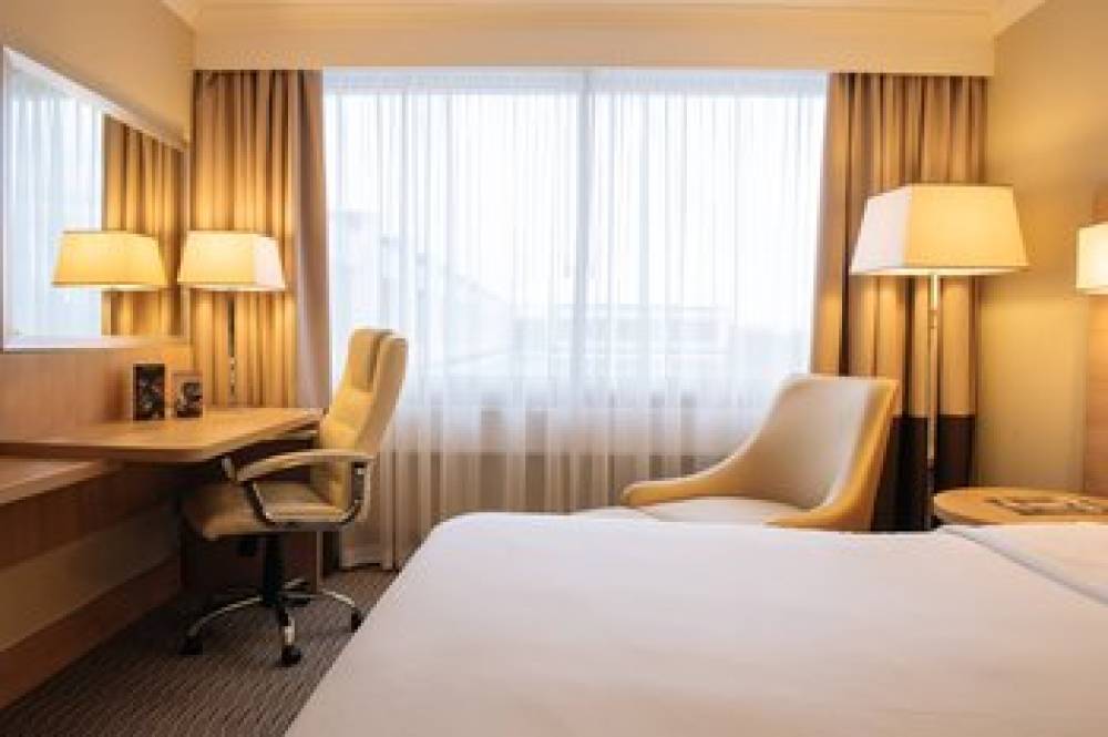 Renaissance London Heathrow Hotel 9