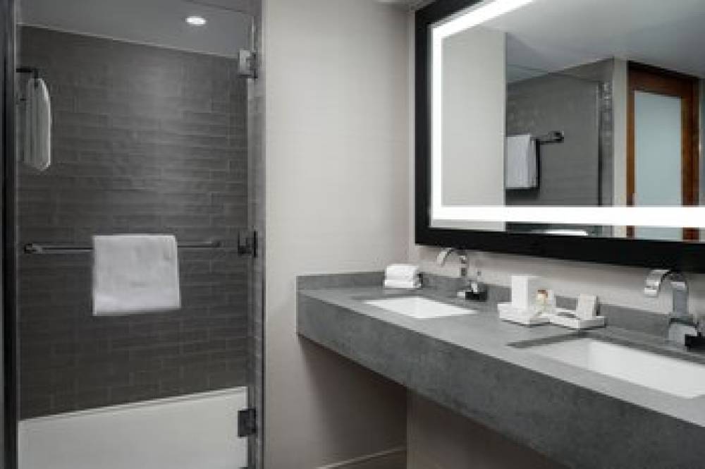 Renaissance Minneapolis Bloomington Hotel 10