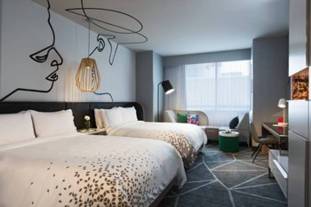 Renaissance Montreal Downtown Hotel 4