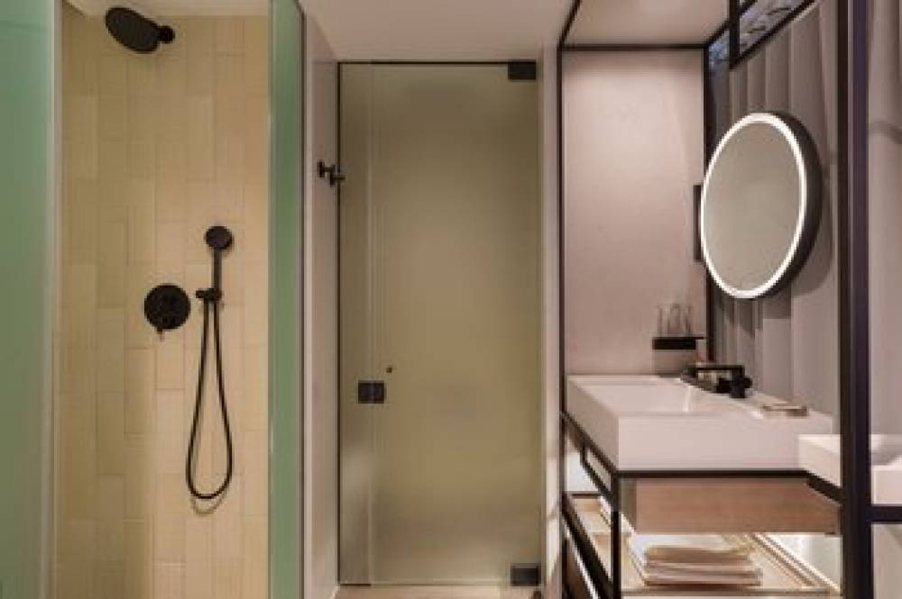 Renaissance New York Flushing Hotel At Tangram 3