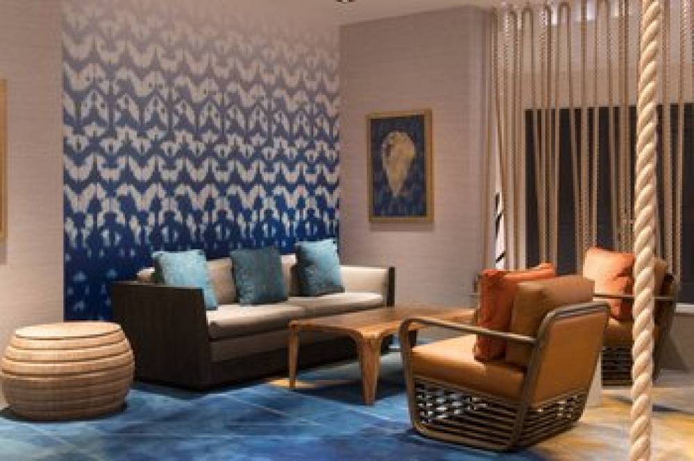 Renaissance Newport Beach Hotel 4