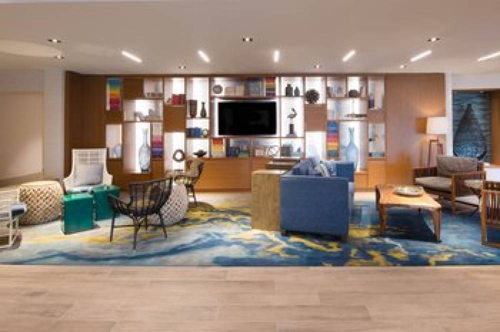 Renaissance Newport Beach Hotel 2