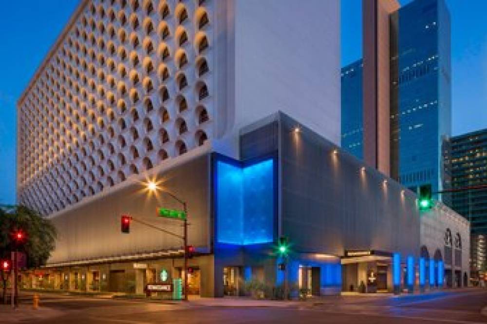 Renaissance Phoenix Downtown Hotel 2