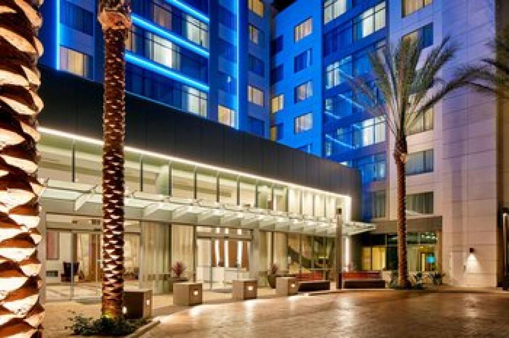 Residence Inn By Marriott At Anaheim Resort Convention Center 4