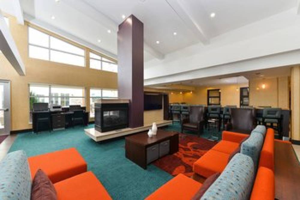 Residence Inn By Marriott Champaign 2