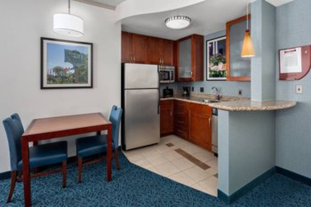 Residence Inn By Marriott Cincinnati Downtown The Phelps 10