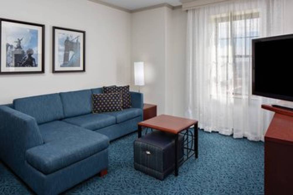 Residence Inn By Marriott Cincinnati Downtown The Phelps 9