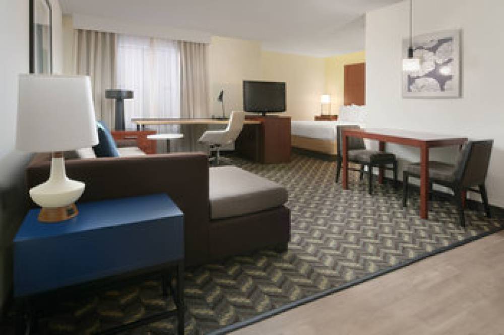 Residence Inn By Marriott Dallas Addison/Quorum Drive 4