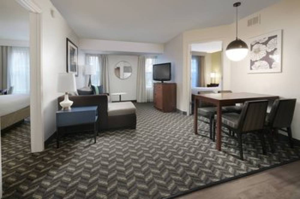 Residence Inn By Marriott Dallas Addison/Quorum Drive 5
