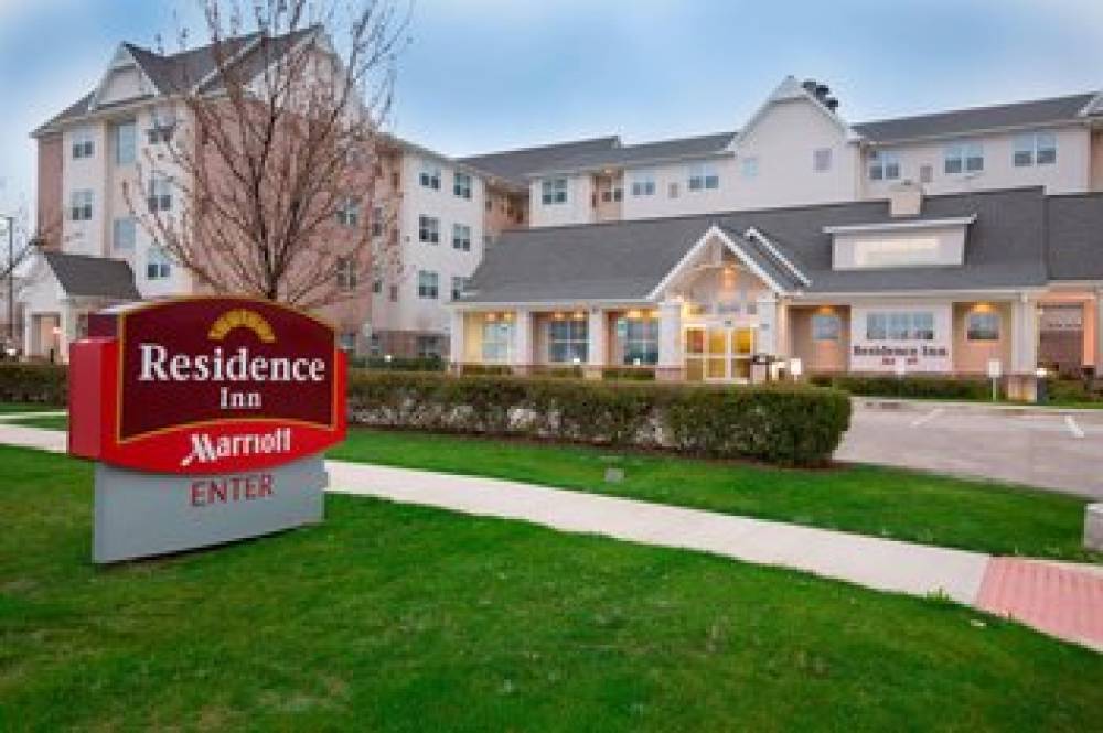 Residence Inn By Marriott Dallas Arlington South 2