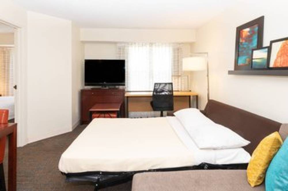 Residence Inn By Marriott Evansville East 8