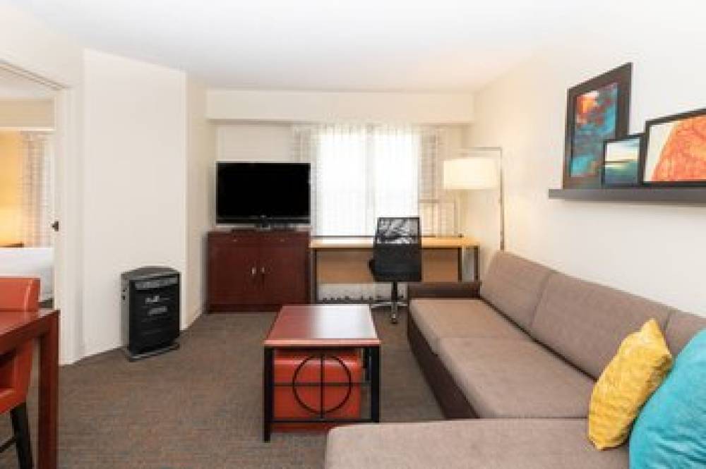 Residence Inn By Marriott Evansville East 6