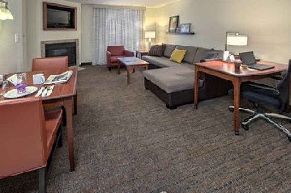 Residence Inn By Marriott Fayetteville Cross Creek 7