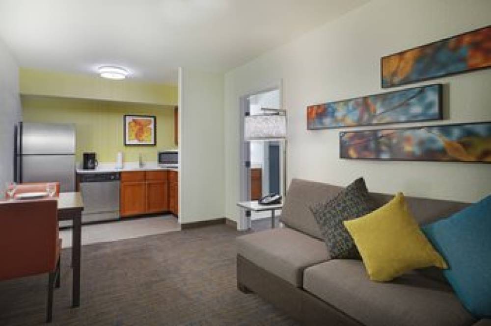 Residence Inn By Marriott Houston By The Galleria 9