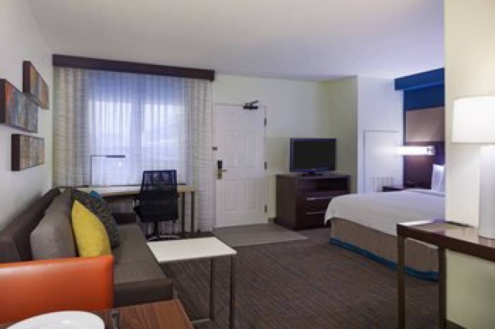 Residence Inn By Marriott Houston By The Galleria 6