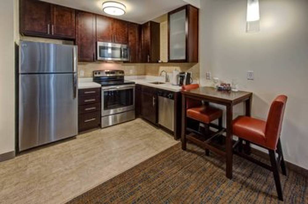 Residence Inn By Marriott Kansas City Downtown Convention Center 9