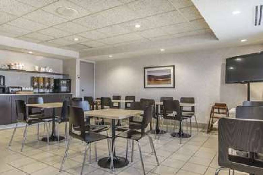 RESIDENCE INN BY MARRIOTT LAVAL 10
