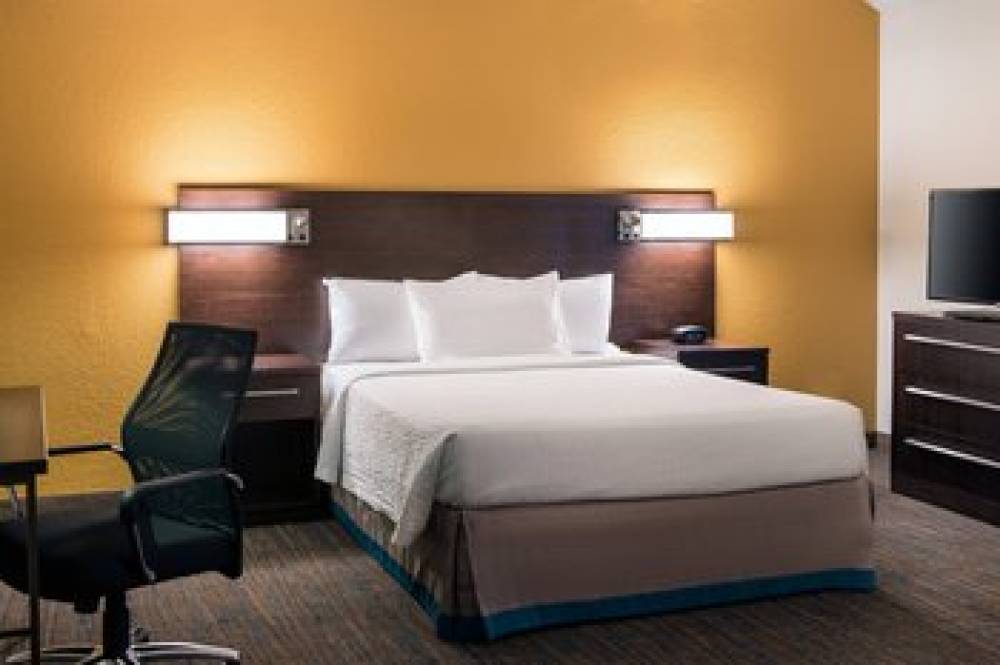 Residence Inn By Marriott Long Beach 7