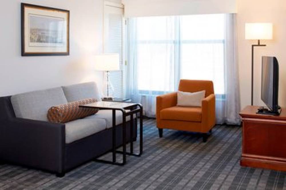 Residence Inn By Marriott Minneapolis Downtown At The Depot 8