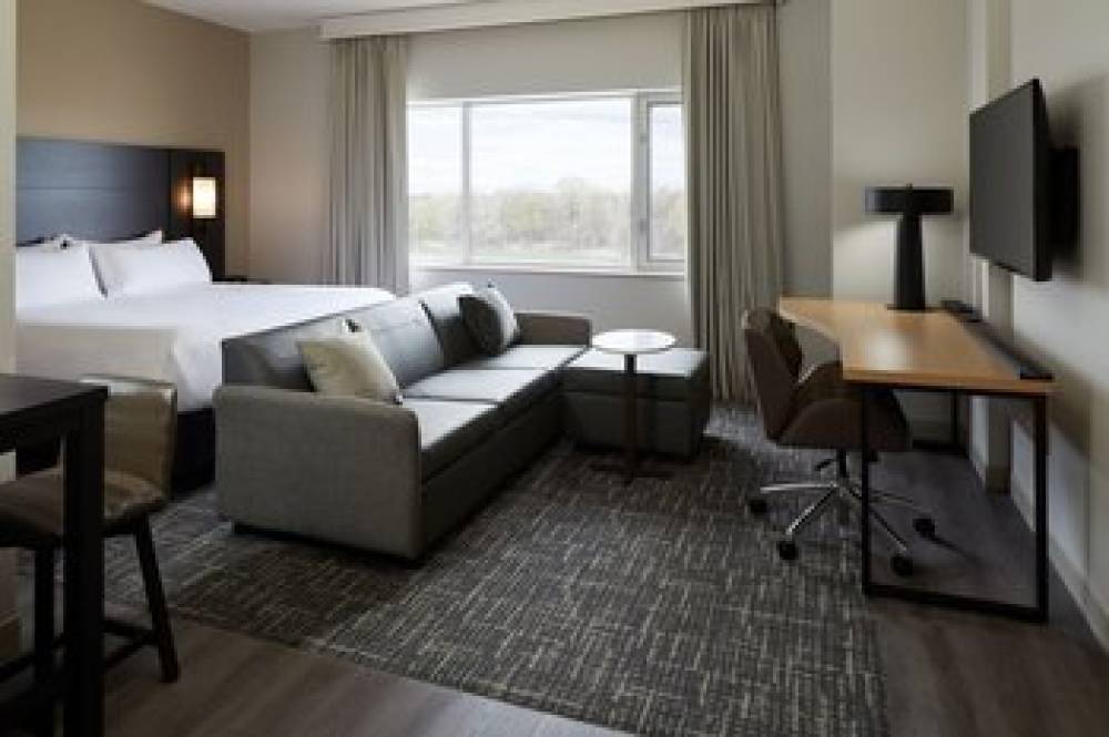 Residence Inn By Marriott Montreal Airport 7