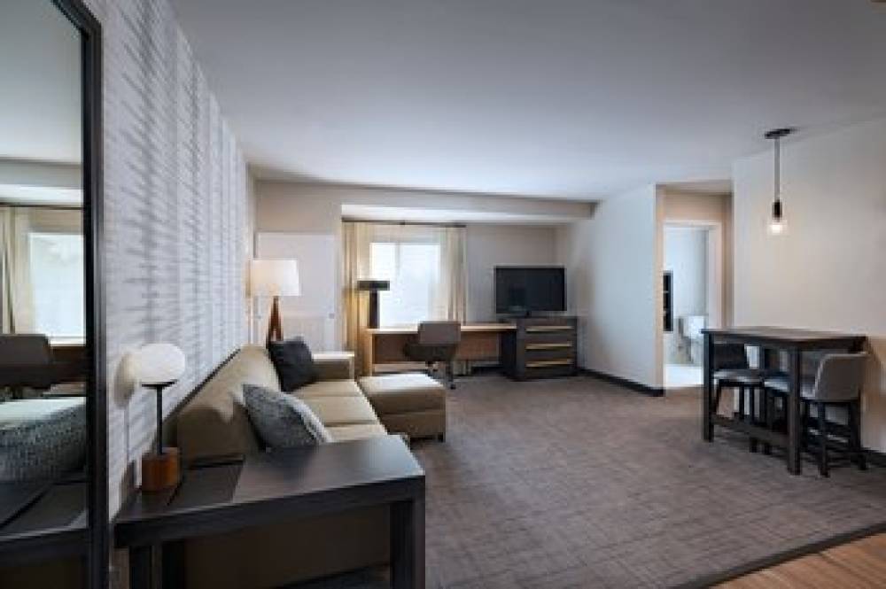 Residence Inn By Marriott New Brunswick Tower Center Blvd 10