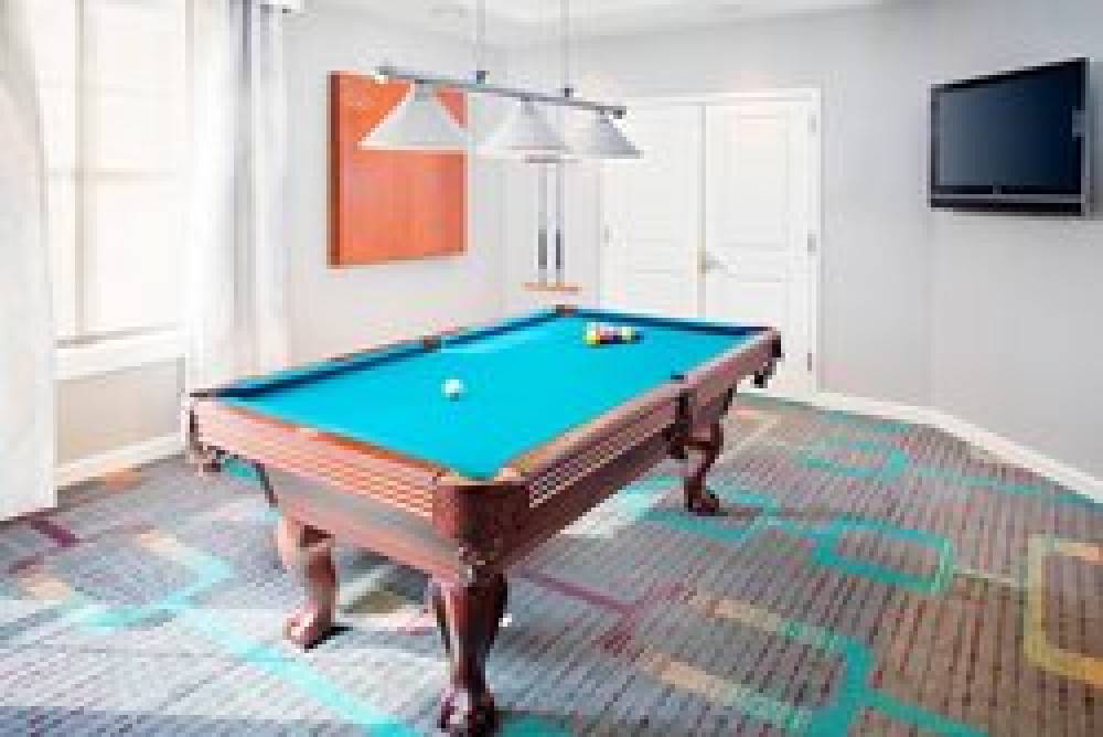 Residence Inn By Marriott Roanoke Airport 8