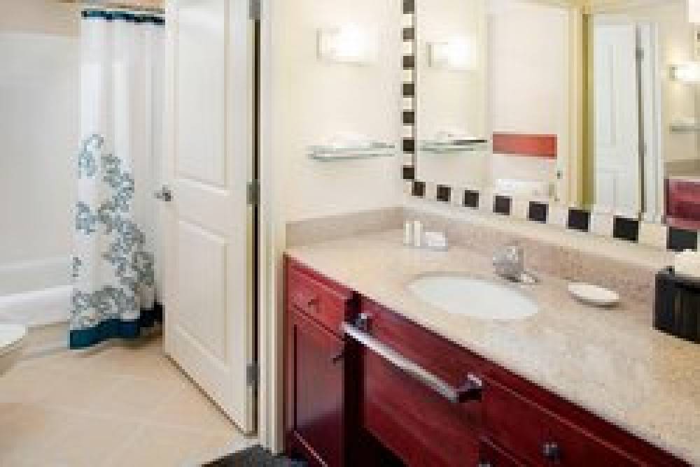 Residence Inn By Marriott Roanoke Airport 3