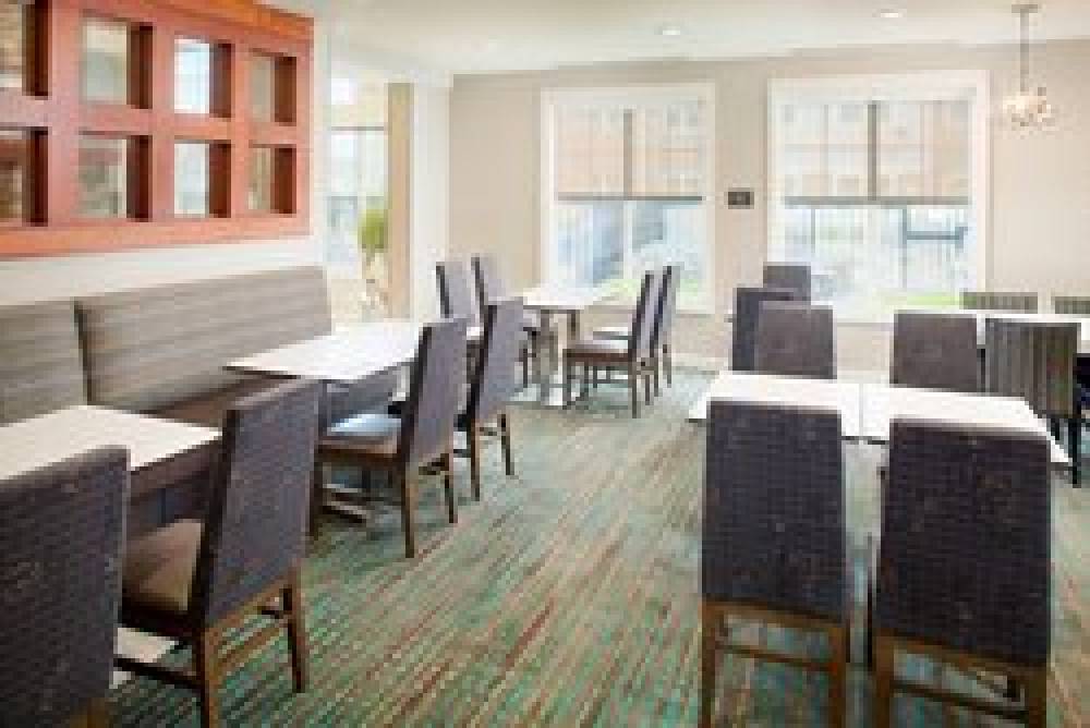 Residence Inn By Marriott Roanoke Airport 4